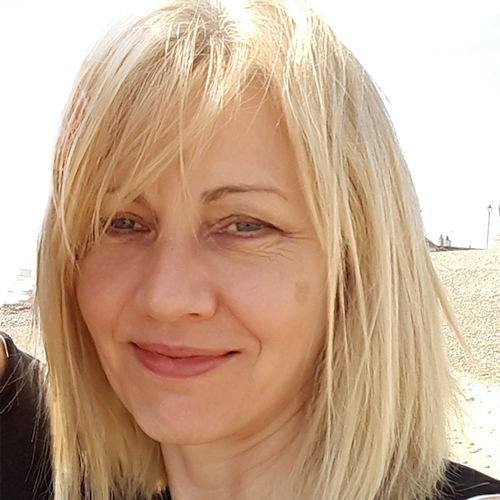 Robyn Gale