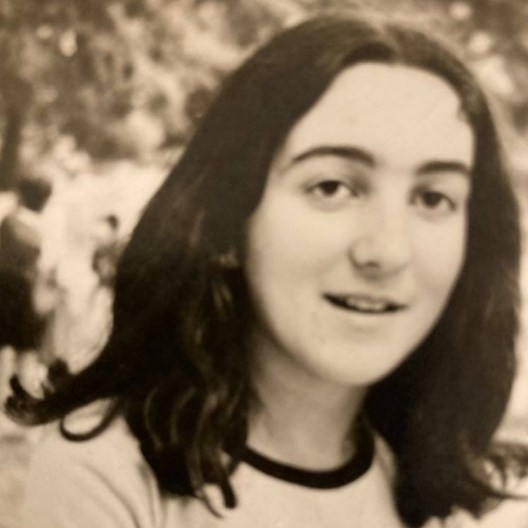 «ΜΠΛΕ ΝΥΧΤΕΡΙΝΑ ΛΟΓΙΑ» ΤΗΣ ΒΑΣΩΣ ΠΑΠΑΓΕΩΡΓΙΟΥ