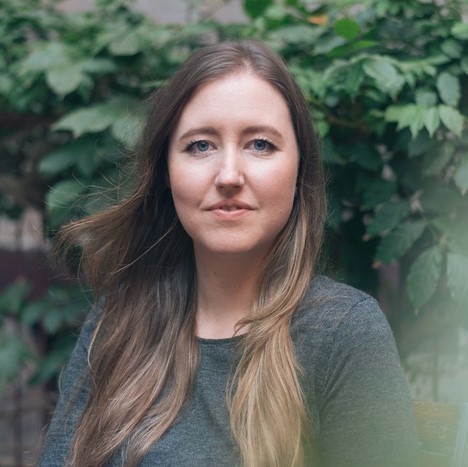 ΜΗΝΥΜΑ ΑΠΟ ΤΗ CHARLOTTE MCCONAGHY