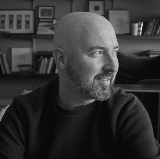 Διαβάστε τη συνέντευξη του Douglas Stuart στους «Financial Times» με αφορμή το νέο του βιβλίο «Ο νεαρός Μάνγκο»