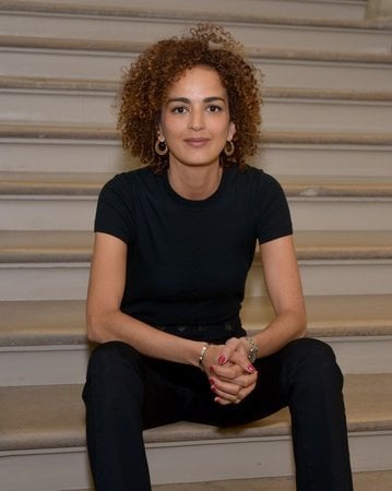 Leila Slimani: «Οι πραγματικοί ήρωες στην οικογένειά μου ήταν πάντα γυναίκες»