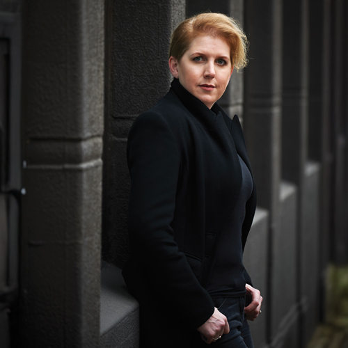 Η Clare Mackintosh στην Αθήνα